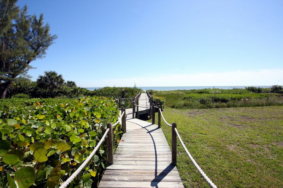 BOARD WALK TO BEACH