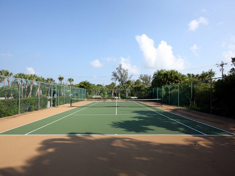 Shorewood Tennis Courts