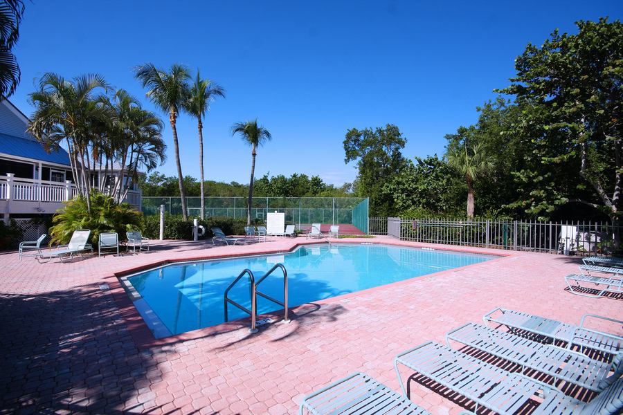 COMMUNITY POOL