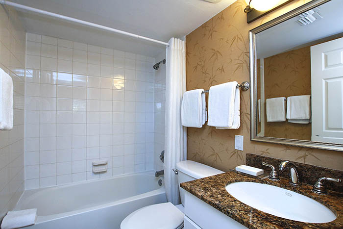 GUEST BATH