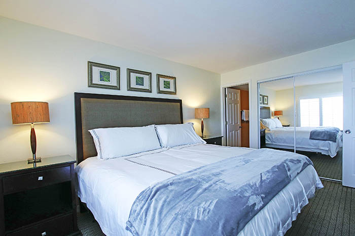 [MASTER BEDROOM