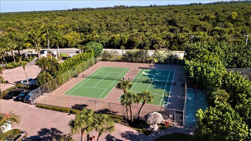 TENNIS