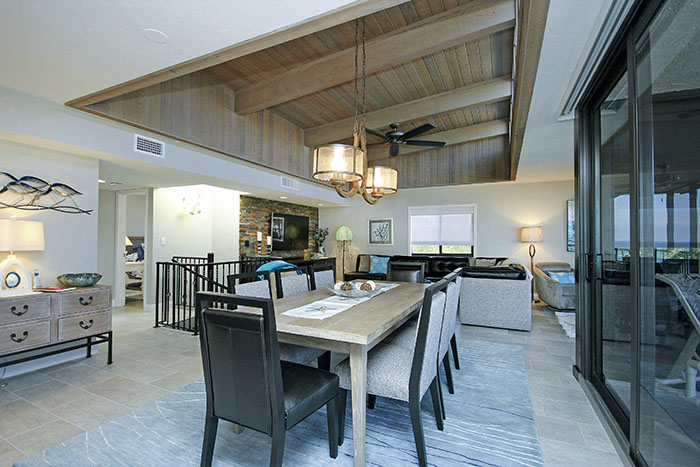 3RD FLOOR DINING AREA