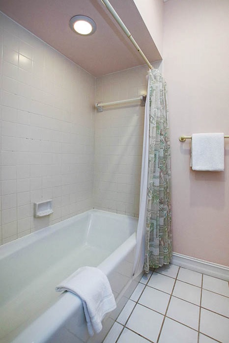 GUEST BATHROOM A