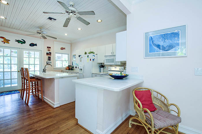 BREAKFAST BAR