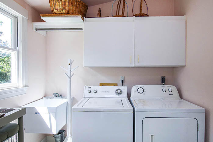 LAUNDRY