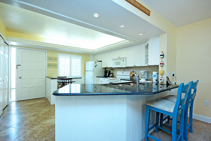 BREAKFAST BAR