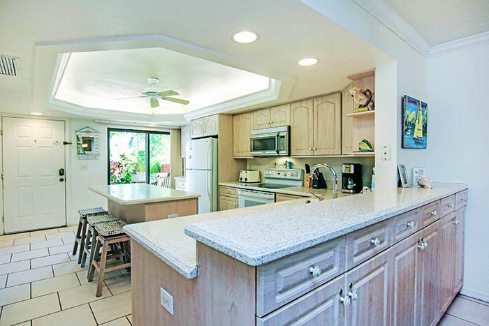 BREAKFAST BAR