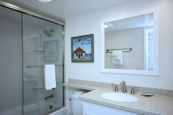 GUEST BATH