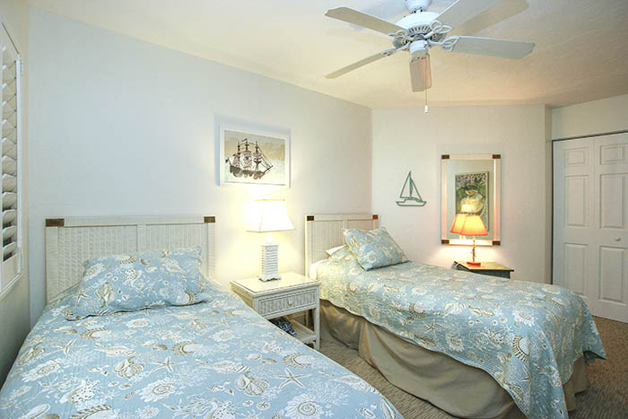 guest bedroom 1