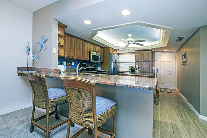 BREAKFAST BAR