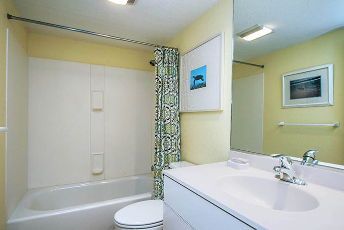 GUEST BATH