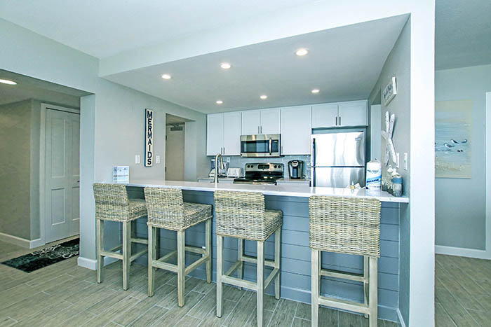 BREAKFAST BAR