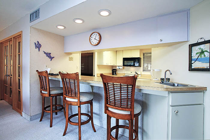 BREAKFAST BAR